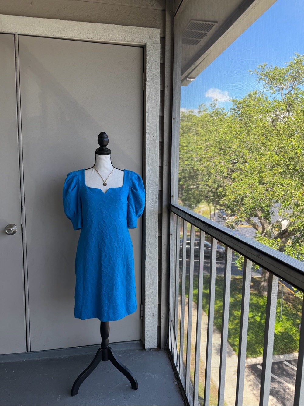NWT Lily Pulitzer Knit Puckered Jacquard Dress Blue Puff Sleeve Square Neck